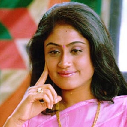 Vijayashanti to support the AICC party in 2019 elections
