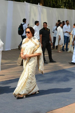 Sridevi's final journey - funeral