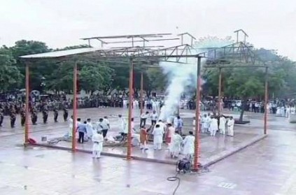 Former PM Atal Bihari Vajpayee cremated at Smriti Sthal