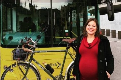 Pregnant minister road her cycle to the hospital to Givebirth