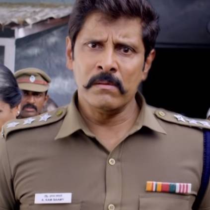 Amma Amma video song from Vikram's Saamy Square