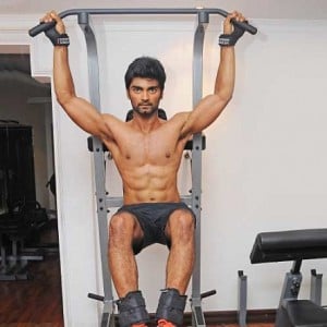 Atharvaa's advanced pull-up workout video!