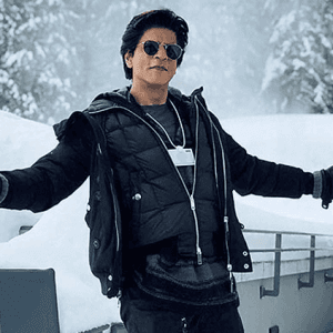 Shah Rukh Khan's next movie shoot postponed!