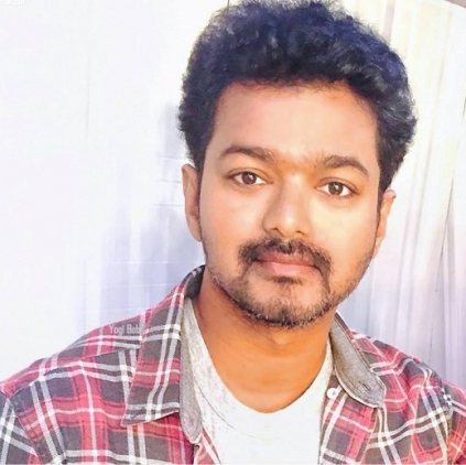 Vijay's 60 will be the remake of MGR's Enga Veettu Pillai.