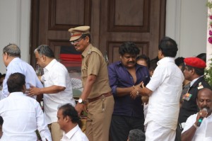 Karunanidhi death: Political leaders and Celebrities pay homage